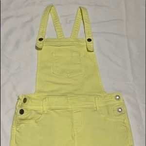 Girls’ Yellow Shorts Denim Overalls Cat & Jack sz. L 10-12 (New- no tags)